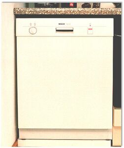 Vrijstaande vaatwasser onder aanrecht geschoven