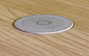 Draadloos opladen in het deksel